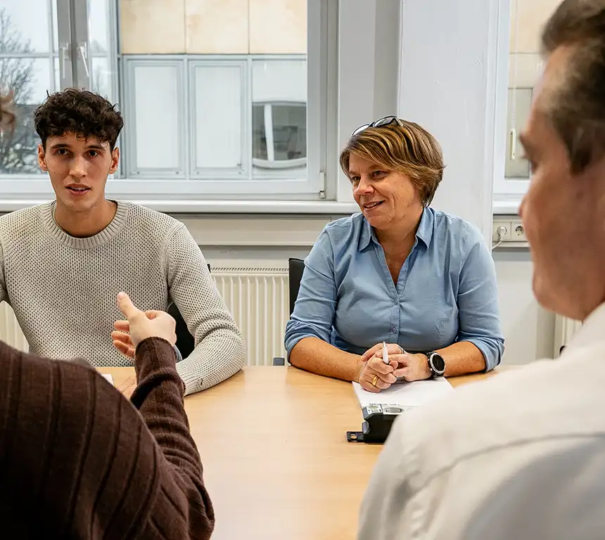 Jobs Marketing Manager:in, Mitarbeiter:in in der Auftragsabwicklung, Zollbeauftragte:r oder Exportkontrollbeauftragte:r